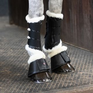 🌟 Chraňte svého koně pomocí Techno Wool kamaší & zvonů Odolné, stylové a určené jak pro každodenní použití, tak pro...